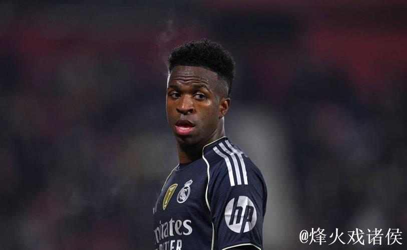 1-1！熊皇造点，姆巴佩14战14球难救主，皇马3轮不胜，被巴萨反超